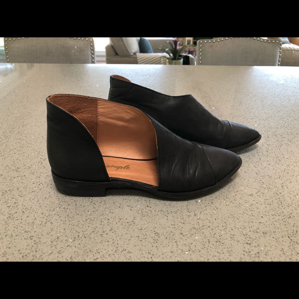Free People Royale pointy flat